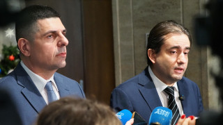 България трябва да заеме ясна и принципна позиция в защита