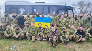 Украйна си е върнала още 130 военни от руски плен