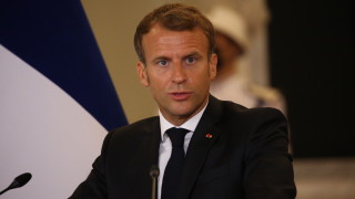 Двама водещи кандидати за наследник на германския канцлер Ангела Меркел