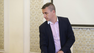 Енергийният министър не отговори остава ли верен на Слави
