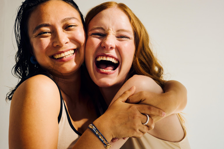 Човек е оживял, тъй като се е смял