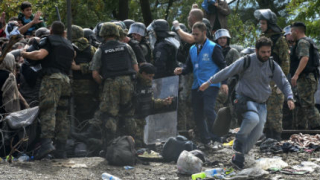 7600 имигранти влезли в Македония за 24 часа