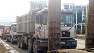 Строителите излизат на протест срещу обвиненията за корупция в сектора