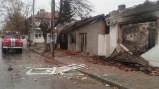 Взрив в кафене събуди Вакарел 