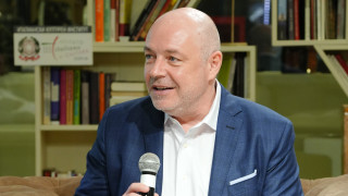 Смартфонът е основното устройство в ежедневието на децата а най честата