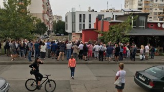Жители на столичния квартал Овча купел 1 излязоха на протест