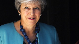 Премиерът на Великобритания Тереза Мей ще призове на срещата на