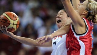 САЩ срещу Русия и Китай срещу Австралия на полуфиналите при баскетболистките