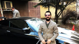 От Антикорупционния фонд АКФ публикуват снимка която е направена пред