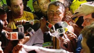 Наградиха Ромарио с почетен медал