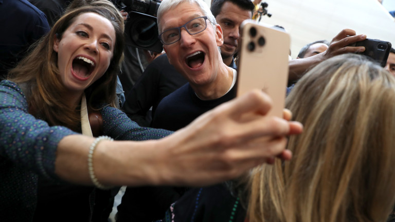 Как се промени Apple след 10 години управление на Тим Кук