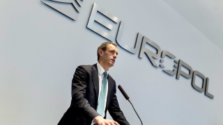 Европол предупреди за риск от терористични атаки на "Евро 2016" 