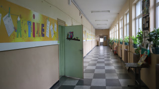 Затвориха всички училища, детски градини и ясли в община Елена 