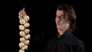 Oт векове баби и майки от всички краища на земята