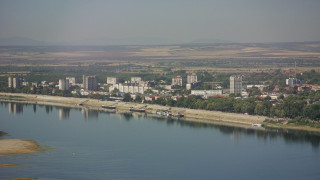 Нивото на Дунав се повиши при Ново село, Лом и Оряхово, при Русе и Силистра то спада още