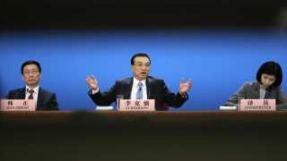 Премиерът на Китай Ли Къцян увери света че Китай не