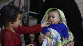 Стотици хиляди деца през 2020 г са застрашени от последиците