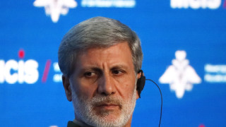 Министърът на отбраната на Иран бригаден генерал Амир Хатами увери
