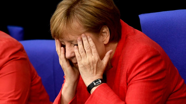 Меркел призова Тръмп да прекрати търговската война