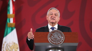Президентът на Мексико призна че наркокартелите предоставят пакети с помощи
