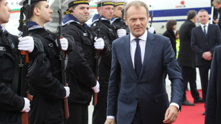 С приятели като Доналд Тръмп кой се нуждае от врагове