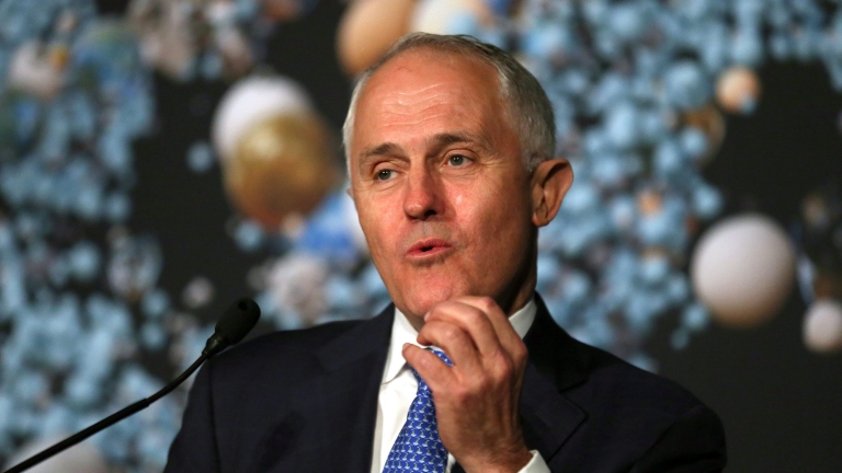 Австралийски министър хвърли оставка за нарушаване на Кодекса на поведение