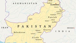 Гневна тълпа линчува и уби човек в Пакистан