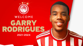 Бившият футболист на Левски Гари Родригес вече е играч