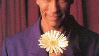 Арнолд Шварценегер се кефел на мазни голи мъже