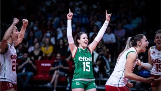 Българският национален отбор по волейбол за жени излиза срещу САЩ