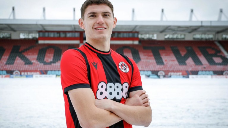 Локомотив София представи второто си зимно попълнение