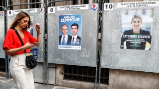 Коалицията Заедно водена от френския президент Еманюел Макрон спечели 25 65