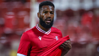 Голмайсторът на ЦСКА Дюкенс Назон пътува вчера за САЩ където