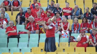 Трима фенове на Норвегия бяха пребити от 3 ма българи на