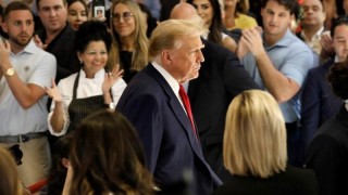 Бившият президент на Съединените щати Доналд Тръмп отново се включи