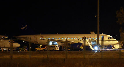 Турската авиация принуди сирийски самолет да кацне в Анкара