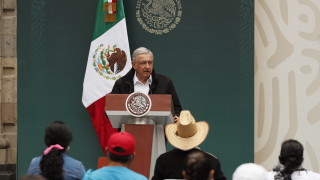 Мексиканският президент: Байдън в Белия дом не означава автоматичен прием на всички мигранти 