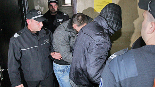 Биячите на Петкашев остават в ареста, били силно агресивни