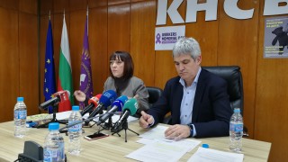 Подписан е колективен трудов договор който включва увеличаване на заплатите