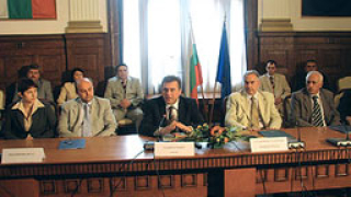 Контролният комитет в ДФ"Земеделие" се събира за първи път