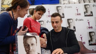 Премиерата на По моя начин се превърна в едно от