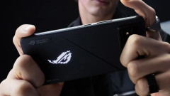 ROG Phone 8 задава тона за гейминг смартфоните