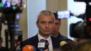 Костадинов притеснен за здравето на Елена Гунчева
