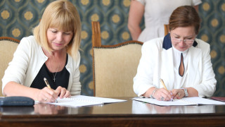 Столична община и социалното министерство МТСП подписаха договор за създаване