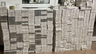 Шофьор се опита да прекара през ГКПП Лесово 16 000 контрабанди кутии цигари