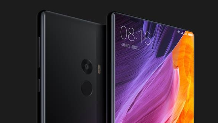Xiaomi изпревари Apple и пусна нов смартфон с дисплей от край до край (ВИДЕО)
