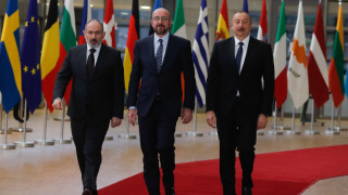 На 6 април президентът на Азербайджан Илхам Алиев и премиерът