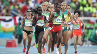 Хитрата Черуйот спечели златния медал в бягането на 5000 метра