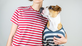 Кой и защо клонира кучета