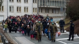  Брюксел разкритикува Австрия, че не подписа световния пакт за миграцията 